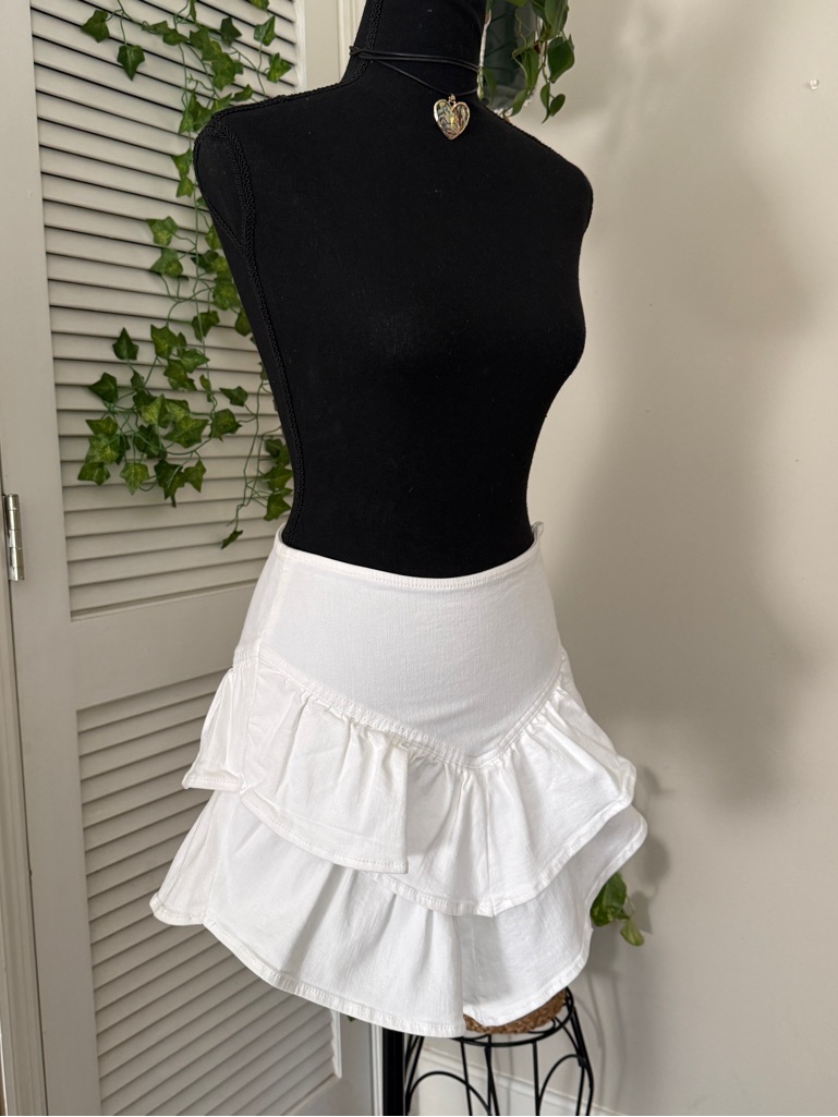 Women’s Nwt Mother White Tiered Ruffle Mini Skirt